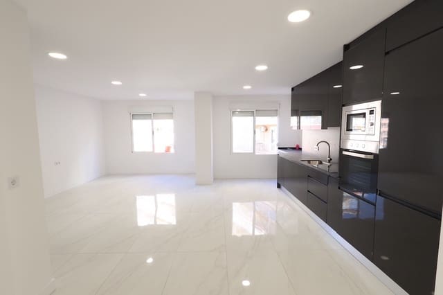 Apartamento de 3 habitaciones en Avenida Habaneras - Curva de Palangre, Torrevieja en venta - 250.000 € (Ref: 9404012)