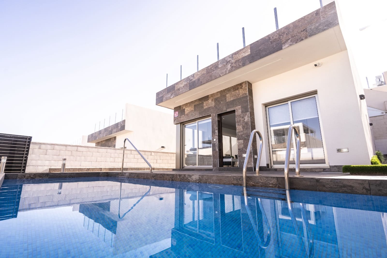 3 bedroom Villa for sale in Daya Nueva with pool - € 399,900 (Ref: 9404015)