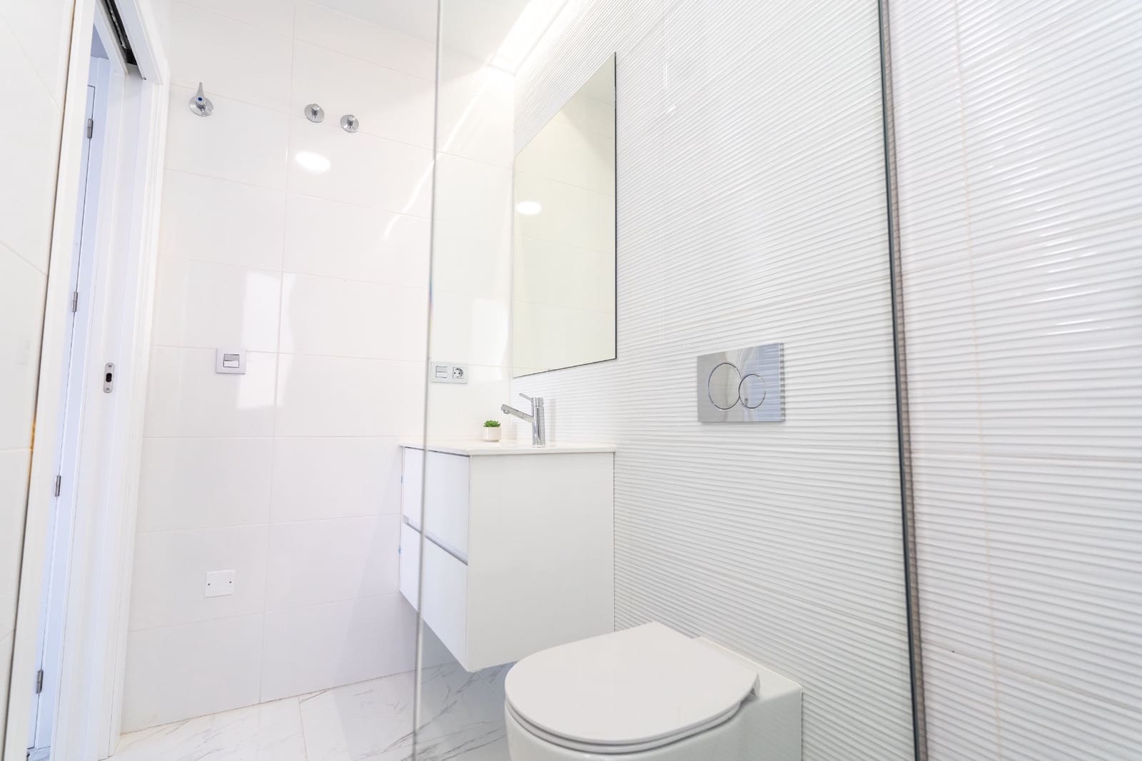 3 bedroom Villa for sale in Daya Nueva with pool - € 399,900 (Ref: 9404015)