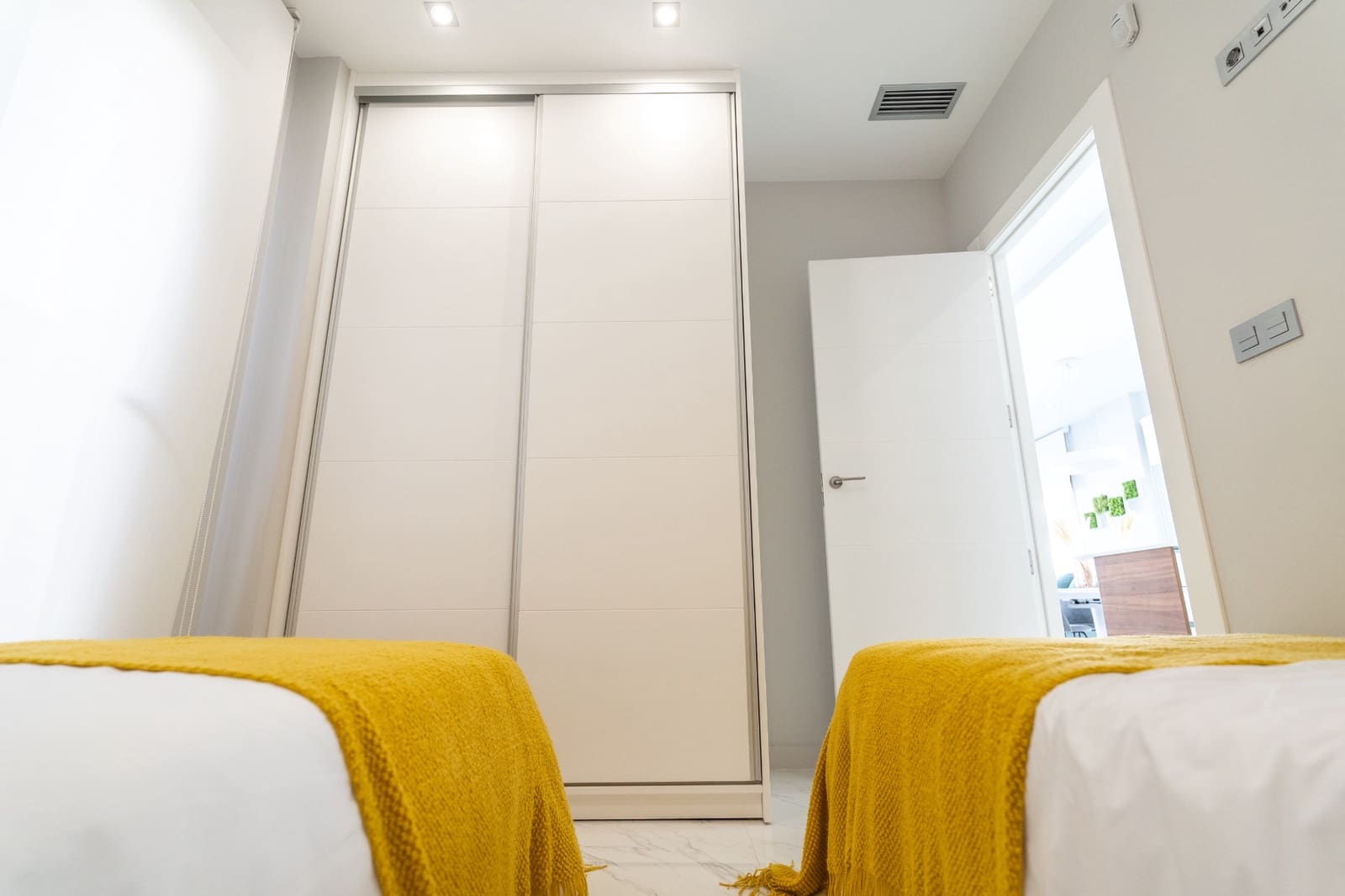 3 bedroom Villa for sale in Daya Nueva with pool - € 399,900 (Ref: 9404015)