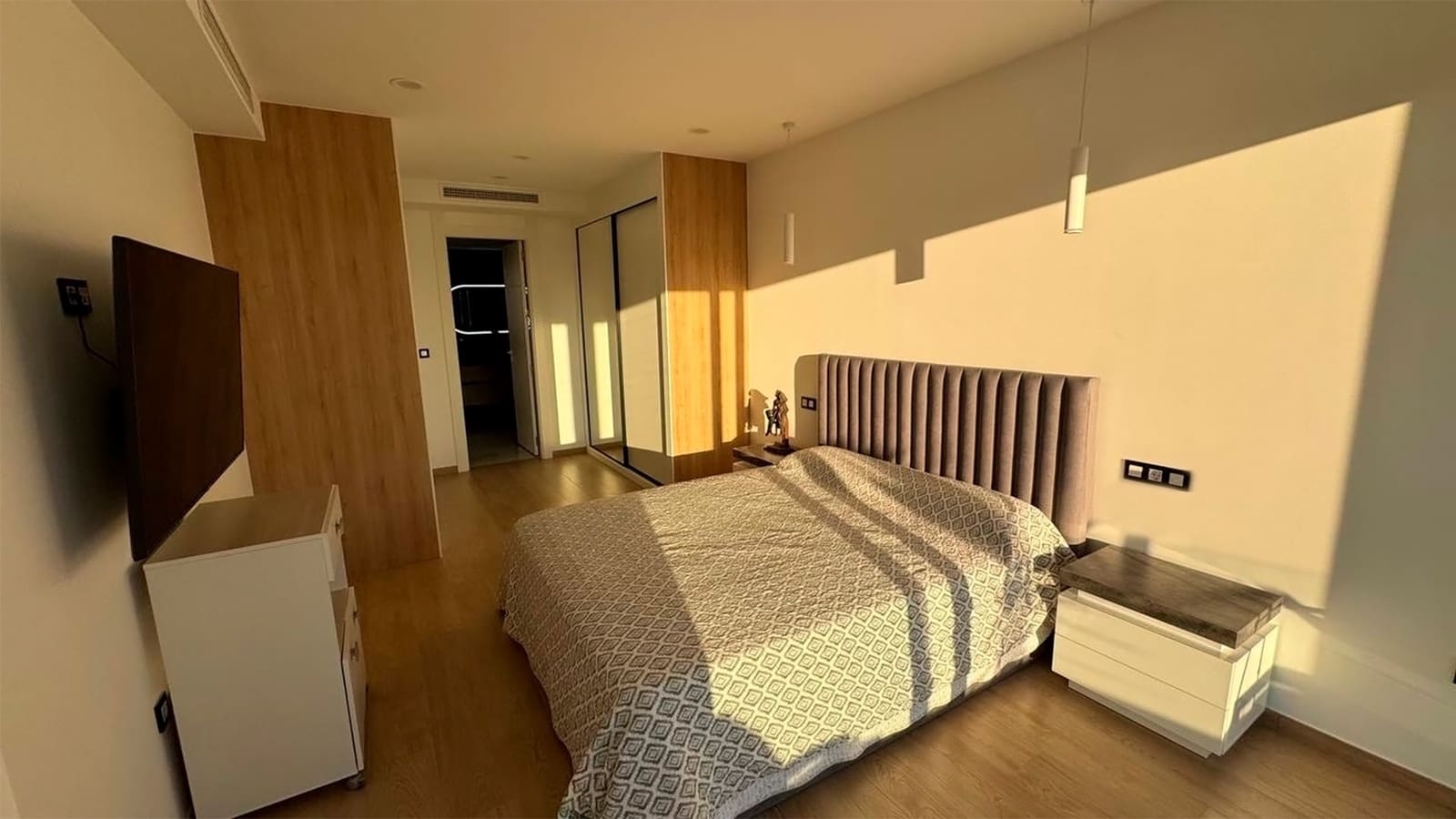 4 slaapkamer Villa te koop in Rojales met zwembad - € 975.000 (Ref: 9404020)