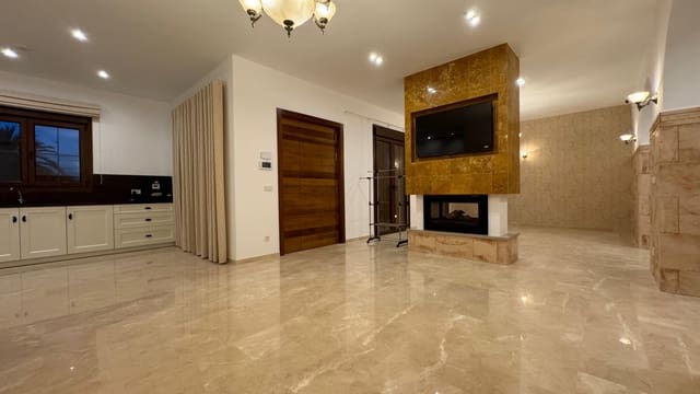 4 chambre Villa/Maison à vendre à Cabo Roig, Orihuela avec piscine - 1 500 000 € (Ref: 9404032)