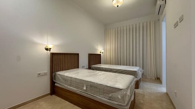 4 chambre Villa/Maison à vendre à Cabo Roig, Orihuela avec piscine - 1 500 000 € (Ref: 9404032)