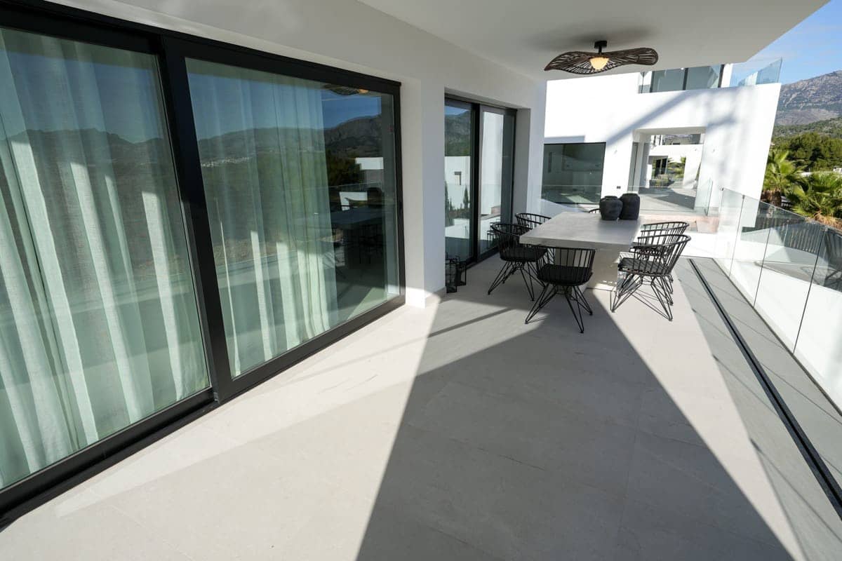 3 sovrum Villa till salu i Polop med pool - 810 000 € (Ref: 9404034)