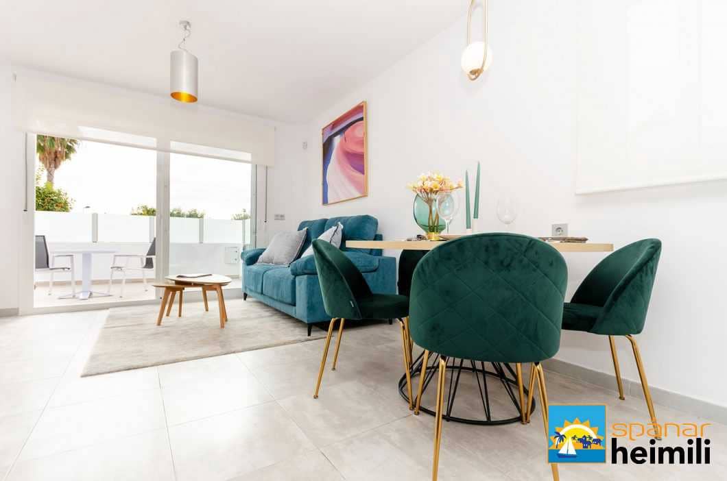 3 bedroom Villa for sale in Torrevieja with pool - € 385,000 (Ref: 9404035)