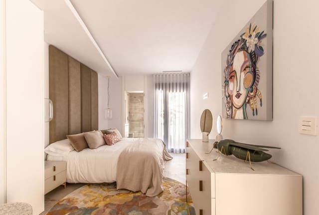 3 slaapkamer Villa te koop in Los Balcones - Los Altos, Torrevieja met zwembad - € 499.000 (Ref: 9404036)