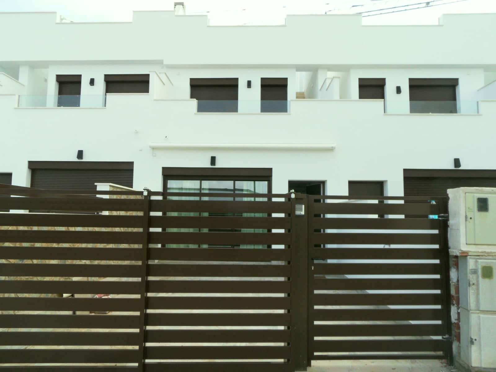 3 bedroom Townhouse for sale in Pilar de la Horadada with pool - € 325,000 (Ref: 9404042)