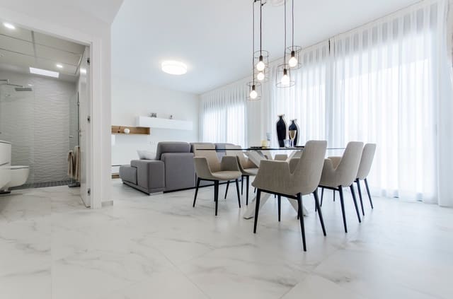 3 Zimmer Villa zu verkaufen in San Miguel de Salinas mit Pool - 630.000 € (Ref: 9404047)