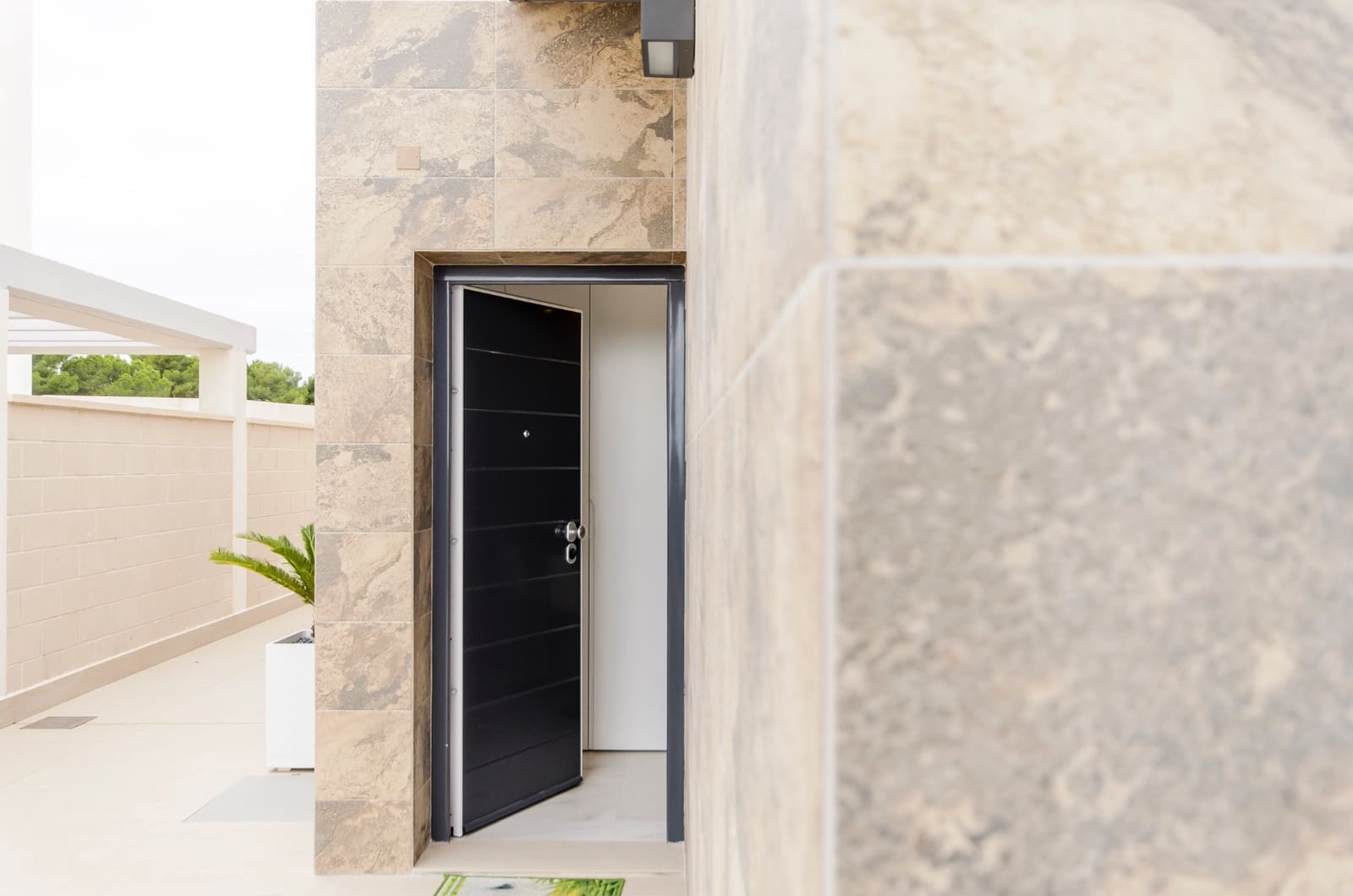 3 Zimmer Villa zu verkaufen in San Miguel de Salinas mit Pool - 630.000 € (Ref: 9404047)