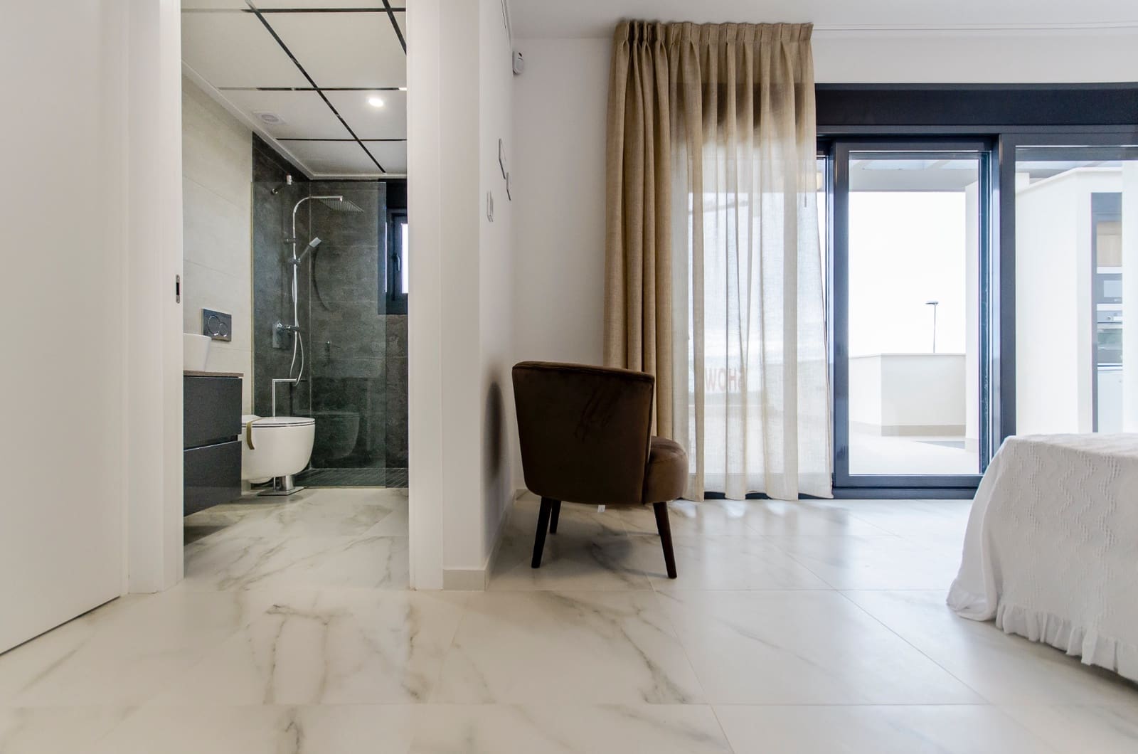 3 Zimmer Villa zu verkaufen in San Miguel de Salinas mit Pool - 630.000 € (Ref: 9404047)