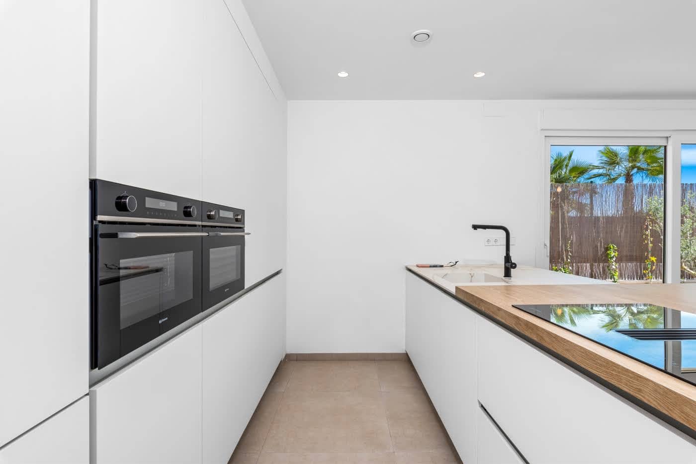 3 bedroom Villa for sale in Los Montesinos with pool - € 535,000 (Ref: 9404055)