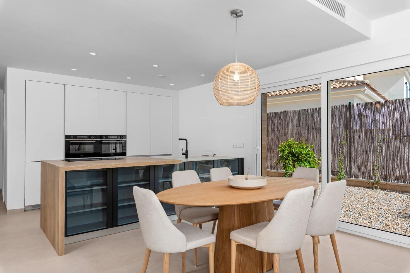 3 bedroom Villa for sale in Los Montesinos with pool - € 535,000 (Ref: 9404055)