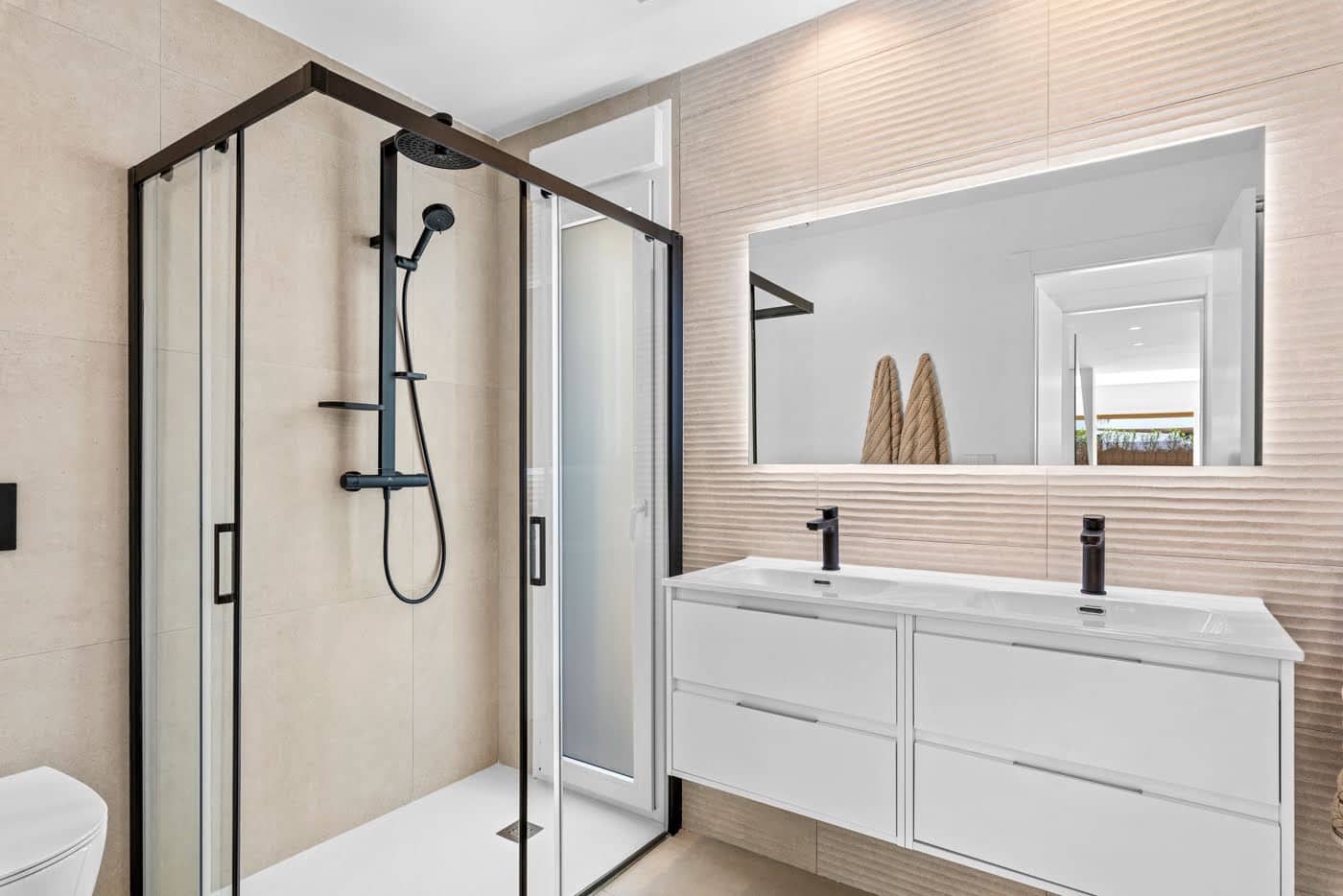 3 bedroom Villa for sale in Los Montesinos with pool - € 535,000 (Ref: 9404055)