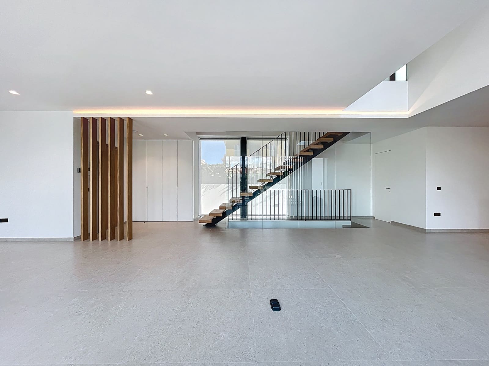 3 Zimmer Villa zu verkaufen in Albir mit Pool - 1.450.000 € (Ref: 9404059)