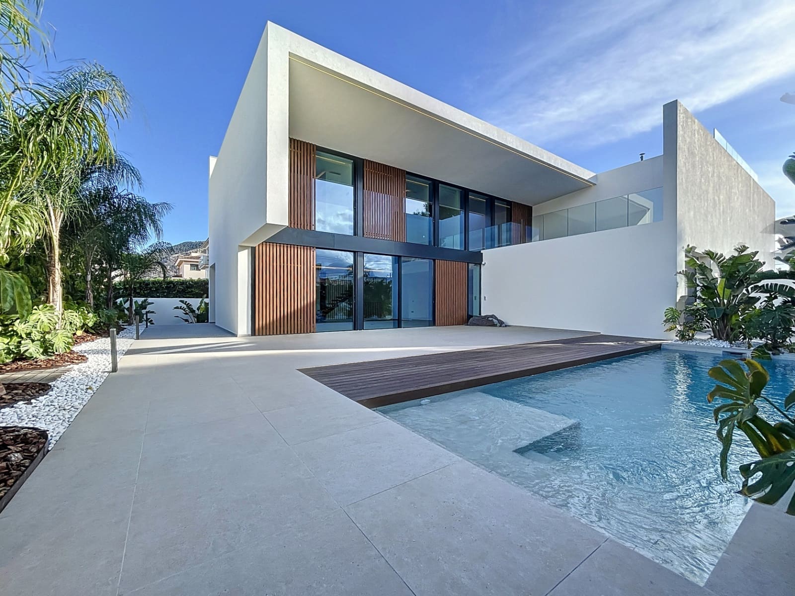 3 Zimmer Villa zu verkaufen in Albir mit Pool - 1.450.000 € (Ref: 9404059)