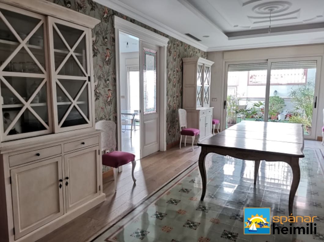 4 bedroom Villa for sale in Orihuela with pool - € 1,200,000 (Ref: 9404060)