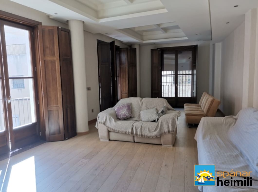 4 bedroom Villa for sale in Orihuela with pool - € 1,200,000 (Ref: 9404060)