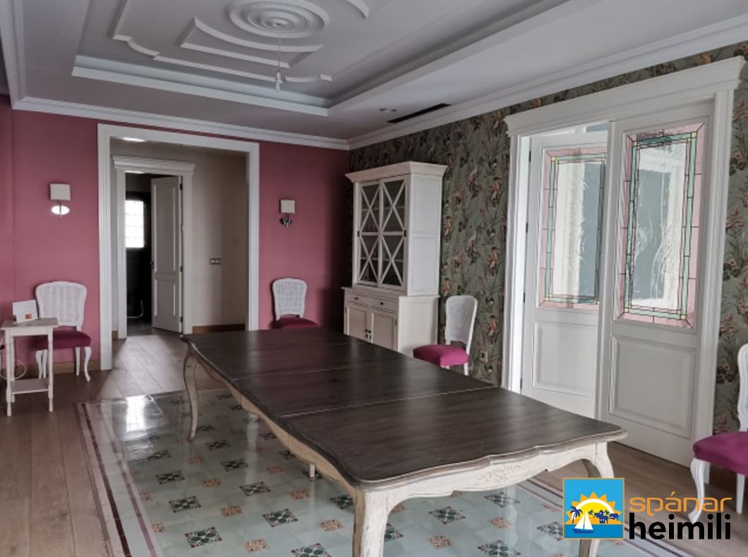 4 bedroom Villa for sale in Orihuela with pool - € 1,200,000 (Ref: 9404060)