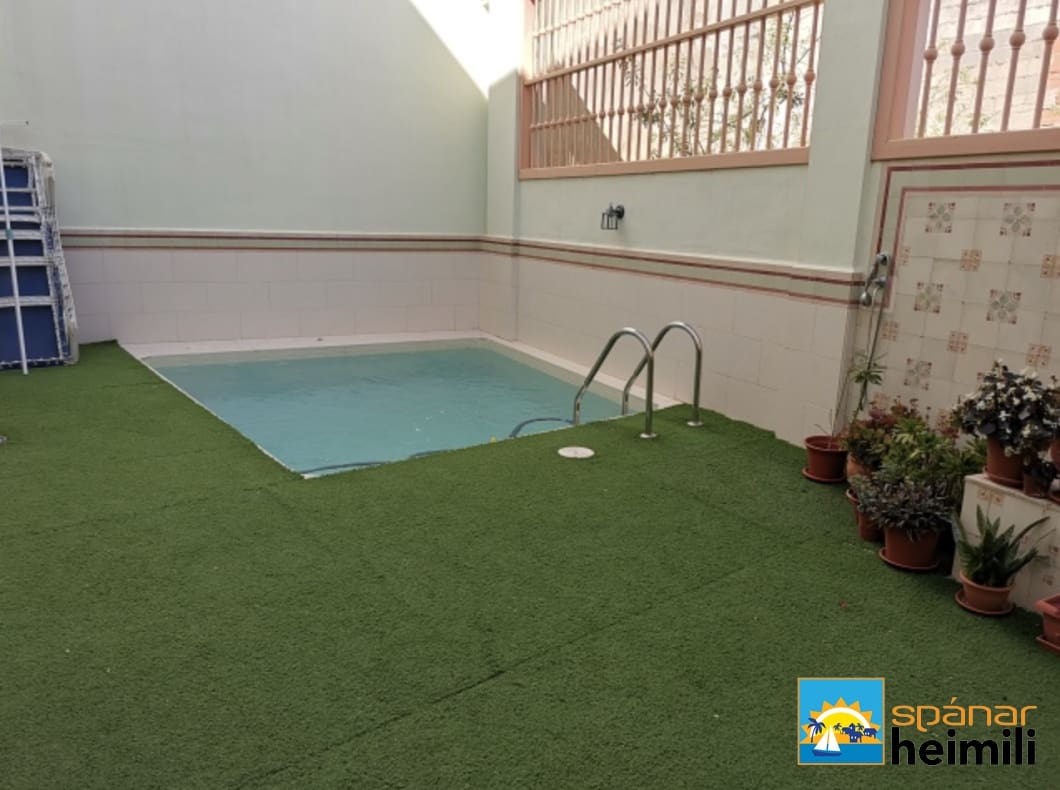 4 bedroom Villa for sale in Orihuela with pool - € 1,200,000 (Ref: 9404060)