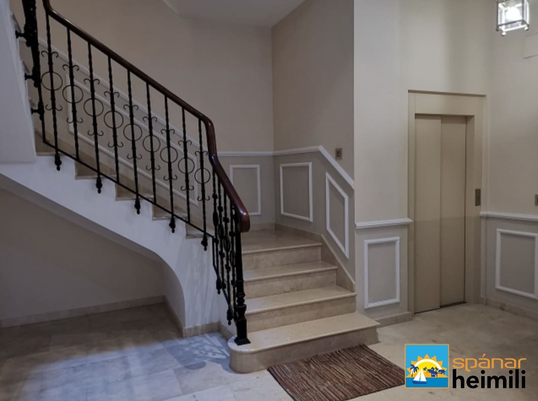 4 bedroom Villa for sale in Orihuela with pool - € 1,200,000 (Ref: 9404060)