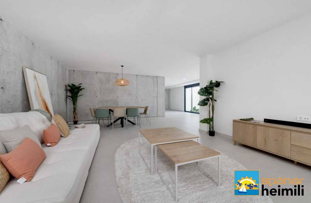 2 slaapkamer Bungalow te koop in Ciudad Quesada met zwembad - € 485.000 (Ref: 9404061)