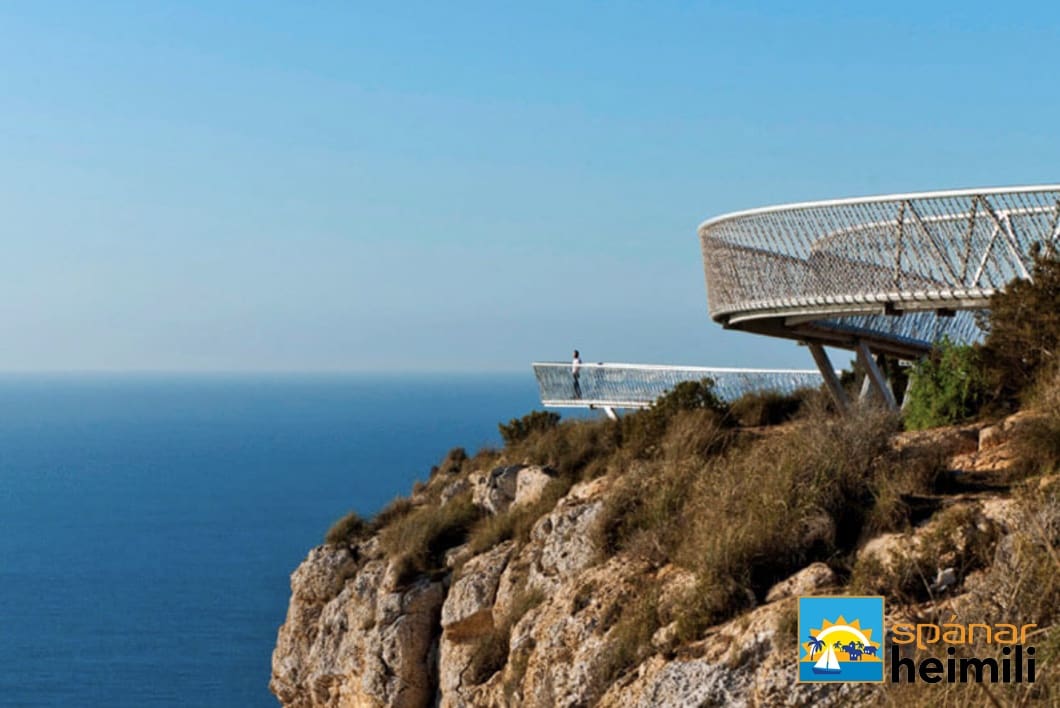 2 sovrum Semi-fristående Villa till salu i Gran Alacant med pool - 285 000 € (Ref: 9404068)