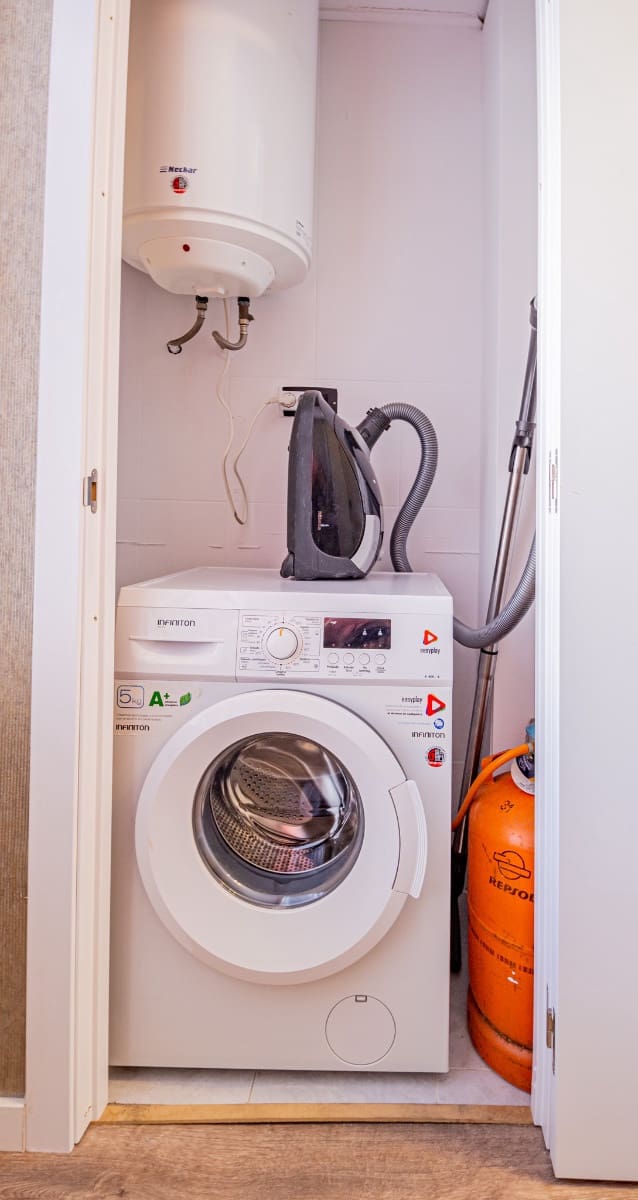 2 bedroom Apartment for sale in Albir with pool - € 293,000 (Ref: 9404074)