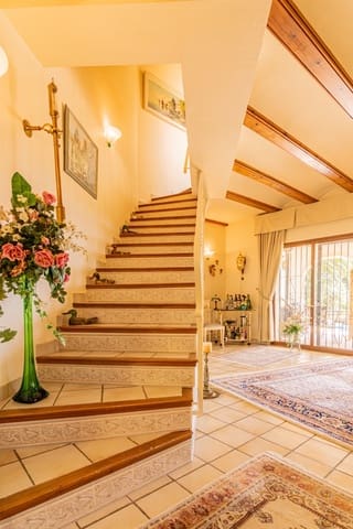 4 sovrum Villa till salu i Alhama Springs, Altea med pool - 1 295 000 € (Ref: 9404076)