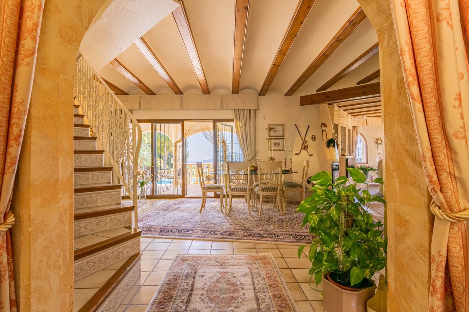 4 sovrum Villa till salu i Altea med pool - 1 295 000 € (Ref: 9404076)