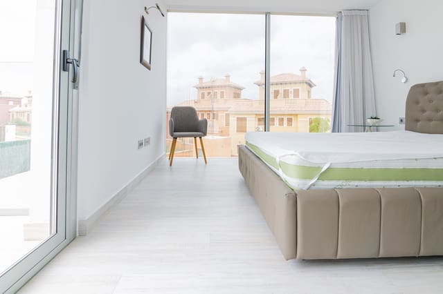 4 sypialnia Willa na sprzedaż w Finestrat z basenem - 560 000 € (Ref: 9404096)