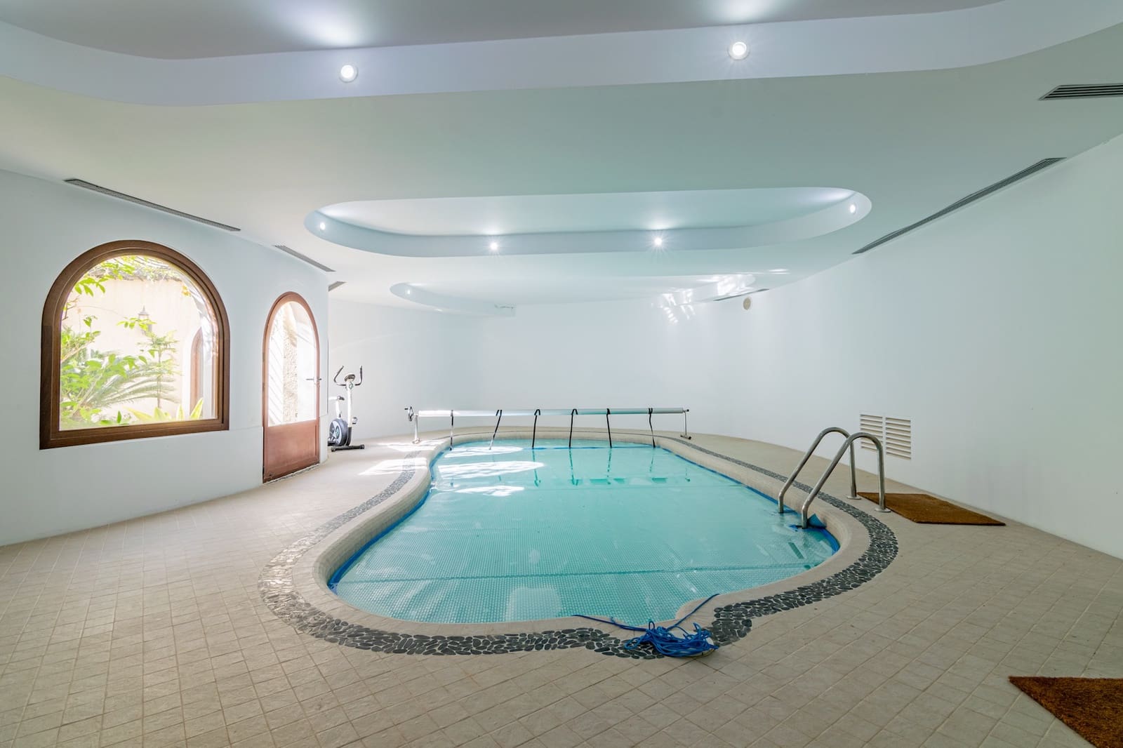 4 makuuhuone Huvila myytävänä paikassa Altea mukana uima-altaan - 1 350 000 € (Ref: 9404097)