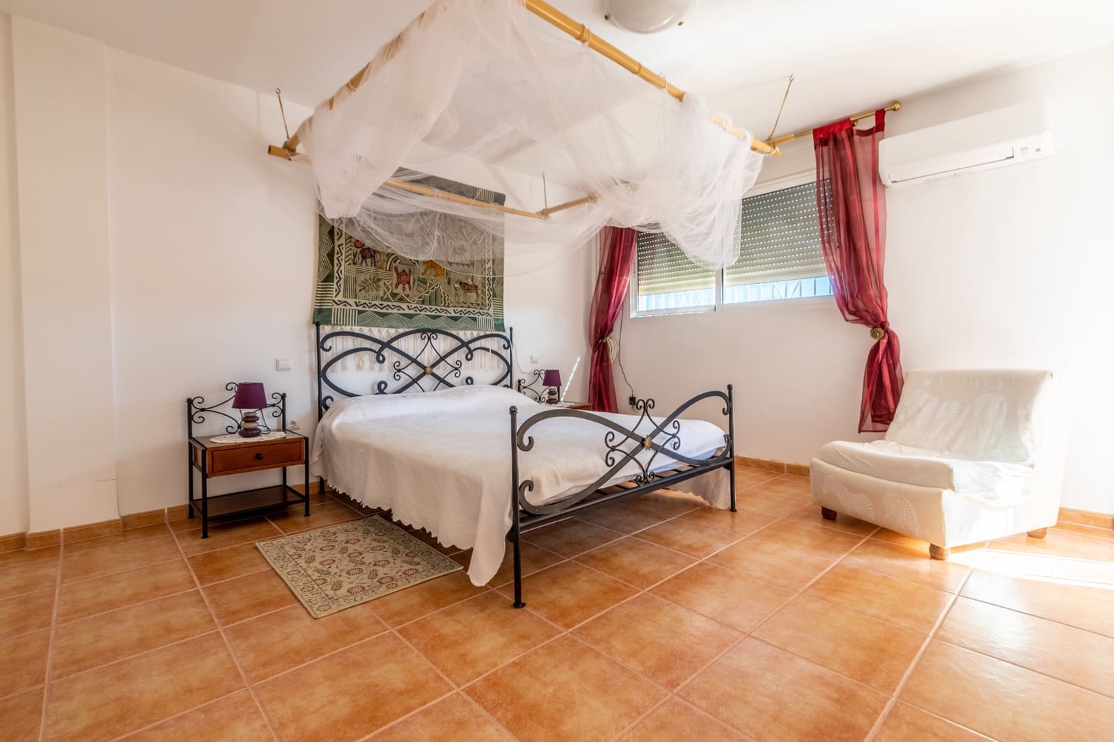 7 makuuhuone Maalaistalo myytävänä paikassa Finestrat mukana uima-altaan - 843 000 € (Ref: 9404098)