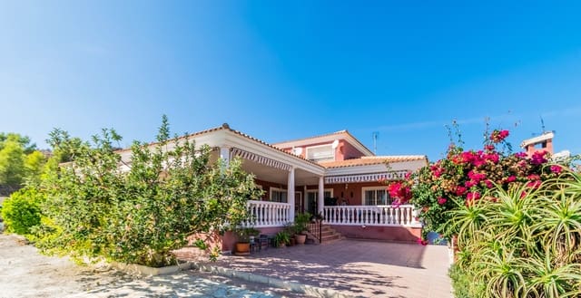 7 makuuhuone Maalaistalo myytävänä paikassa Finestrat mukana uima-altaan - 843 000 € (Ref: 9404098)