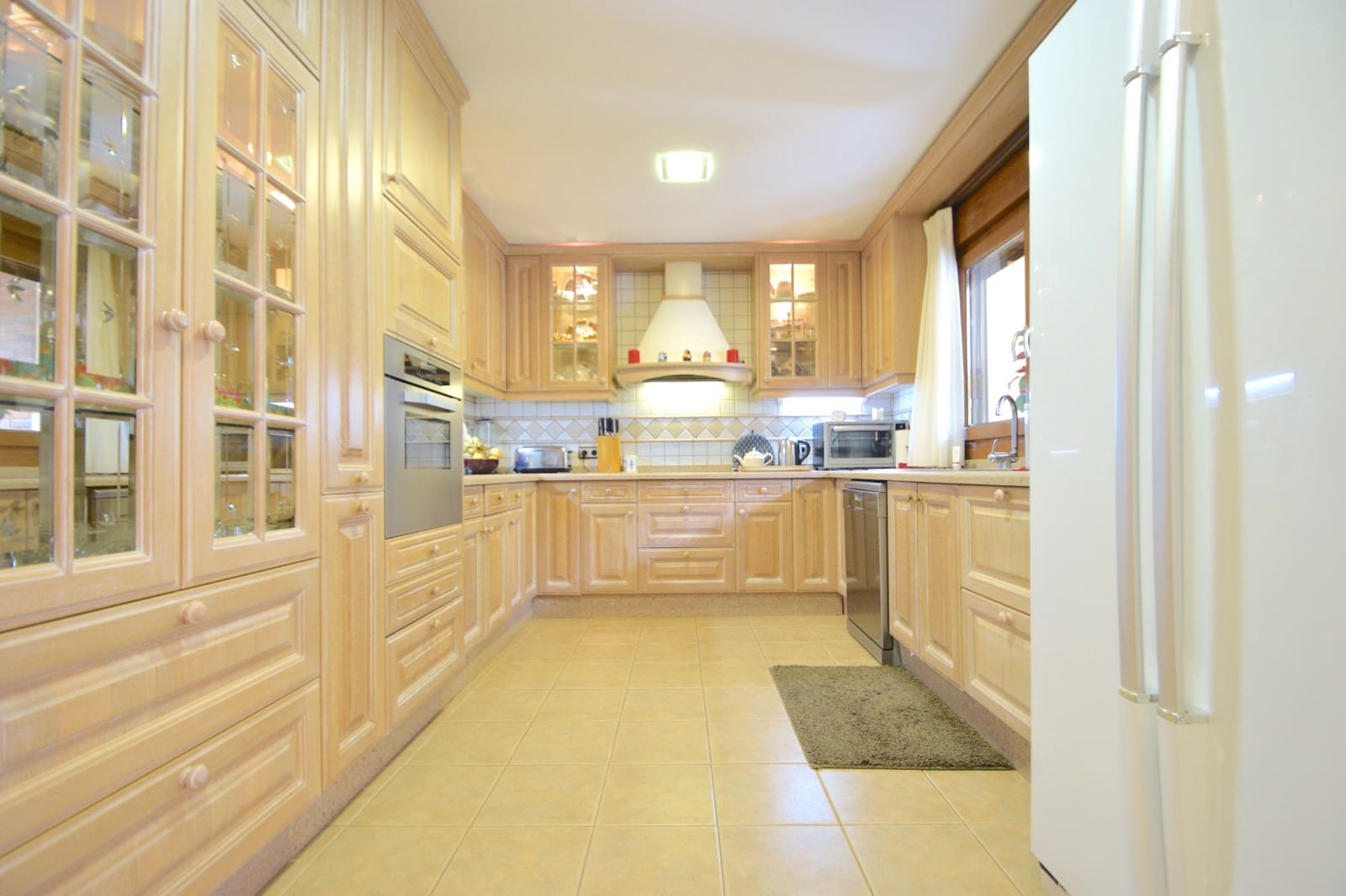 5 slaapkamer Villa te koop in Benidorm met zwembad - € 1.400.000 (Ref: 9404099)