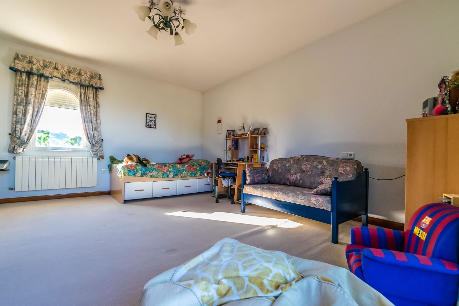 Chalet de 8 habitaciones en Alfaz del Pi / L'Alfàs del Pi en venta con piscina - 2.450.000 € (Ref: 9404101)