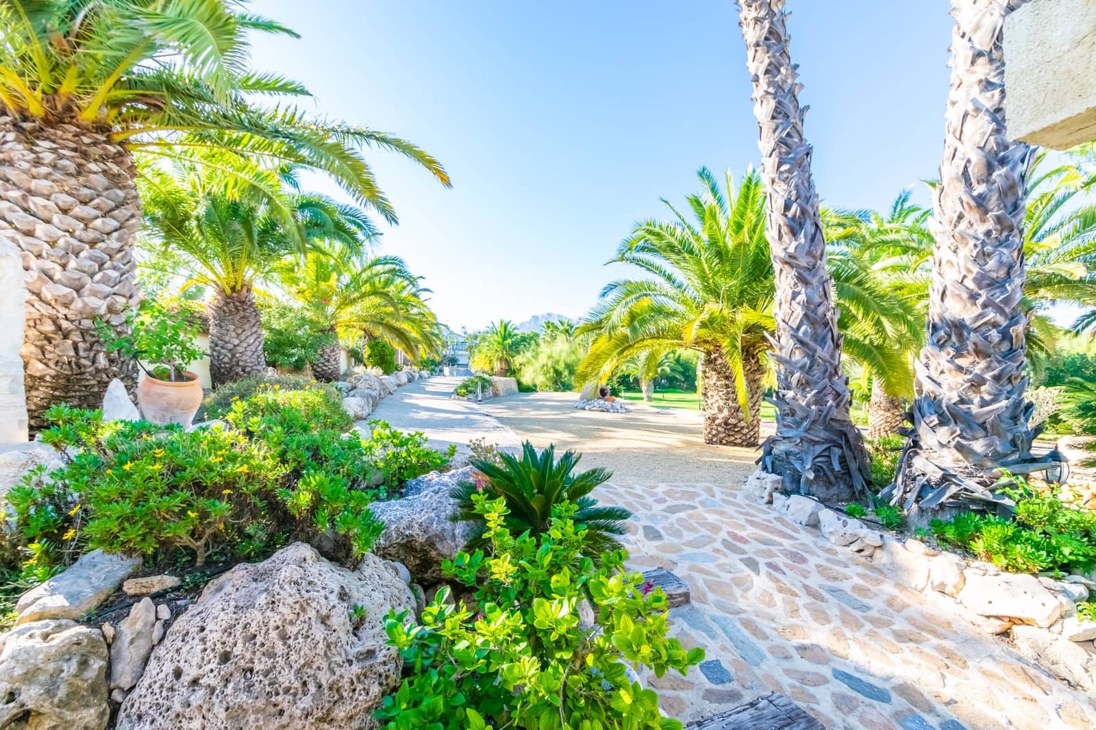 Chalet de 8 habitaciones en Alfaz del Pi / L'Alfàs del Pi en venta con piscina - 2.450.000 € (Ref: 9404101)