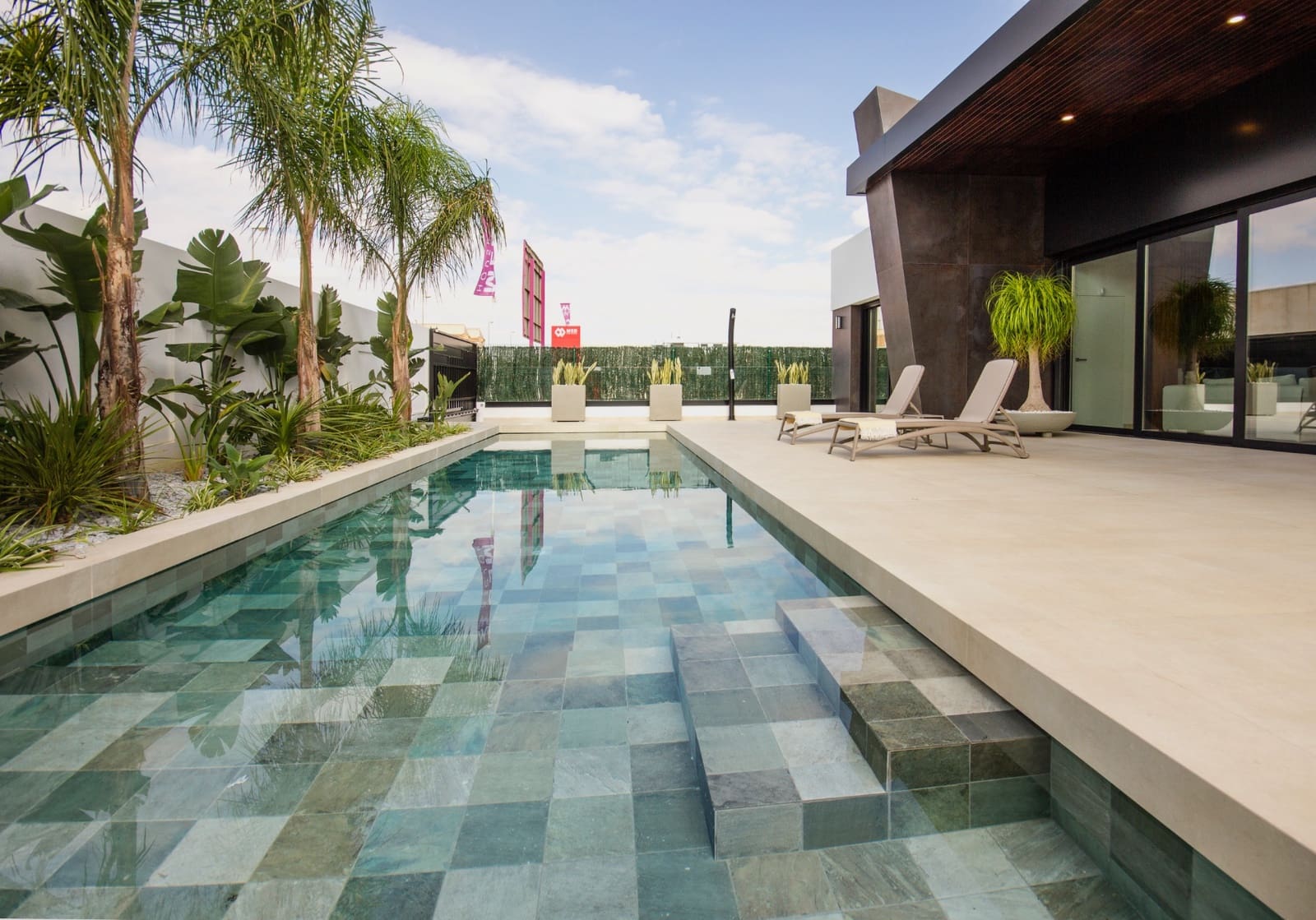 Chalet de 3 habitaciones en Ciudad Quesada en venta con piscina - 599.900 € (Ref: 9404102)