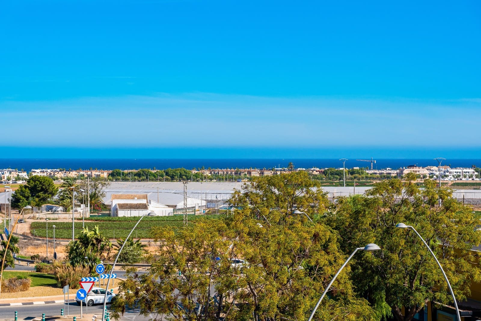 2 bedroom Apartment for sale in Pilar de la Horadada with pool - € 234,000 (Ref: 9404103)