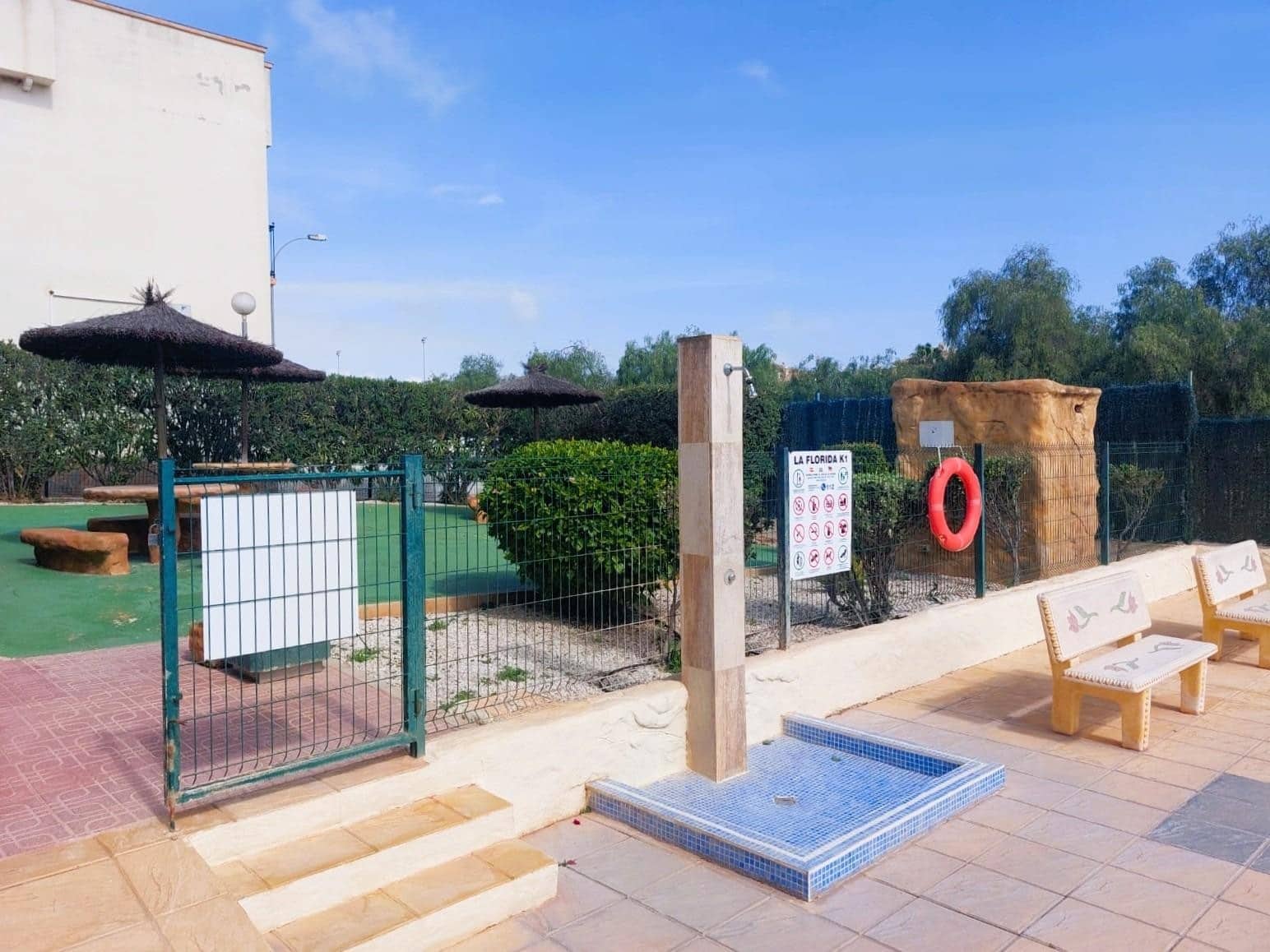 Apartamento de 2 habitaciones en Villamartin en venta con piscina - 169.000 € (Ref: 9404106)