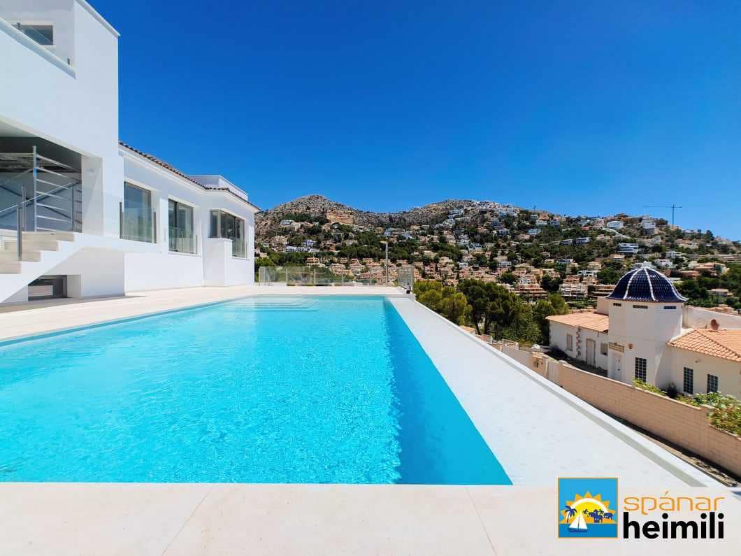 3 Zimmer Villa zu verkaufen in Altea mit Pool - 1.488.000 € (Ref: 9404118)