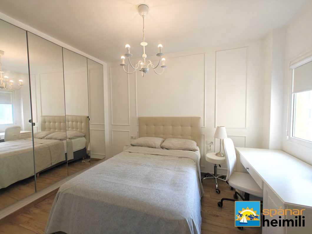 4 bedroom Apartment for sale in Altea - € 815,000 (Ref: 9404119)