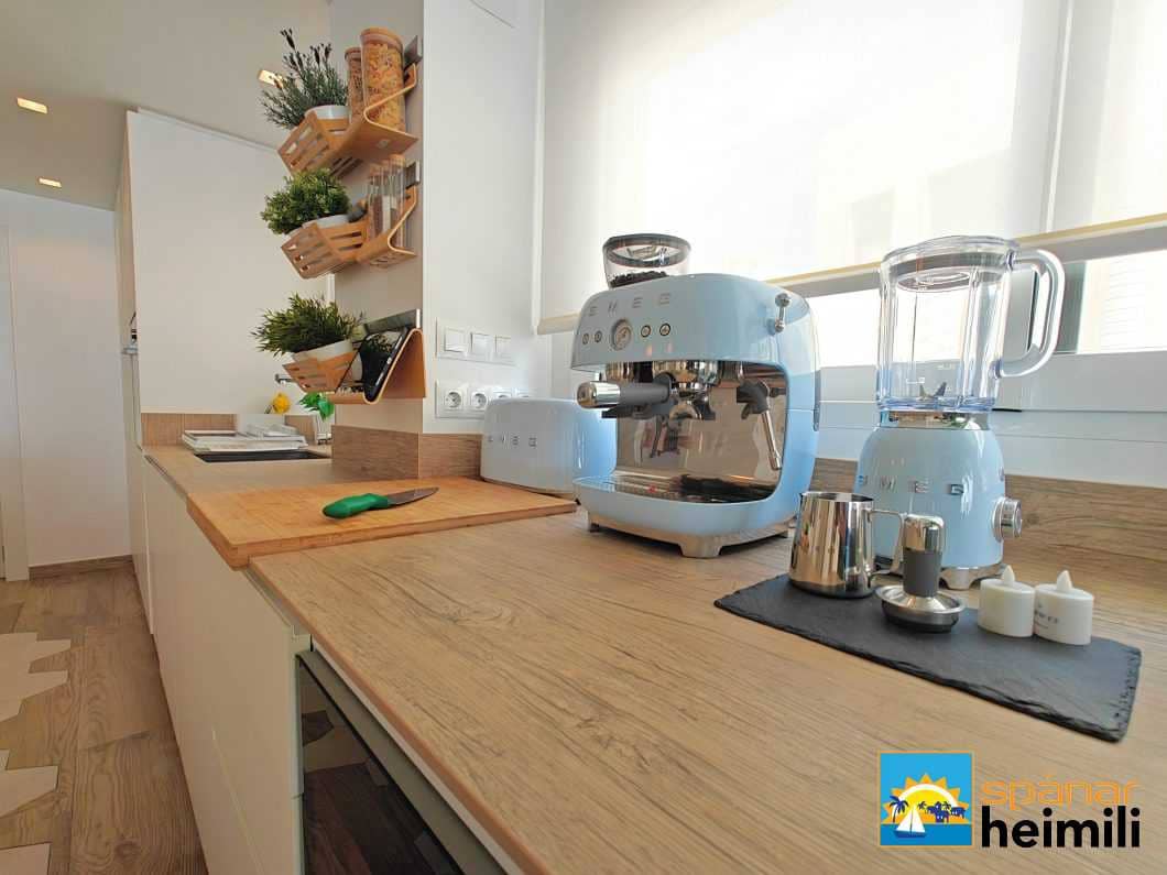 4 bedroom Apartment for sale in Altea - € 815,000 (Ref: 9404119)