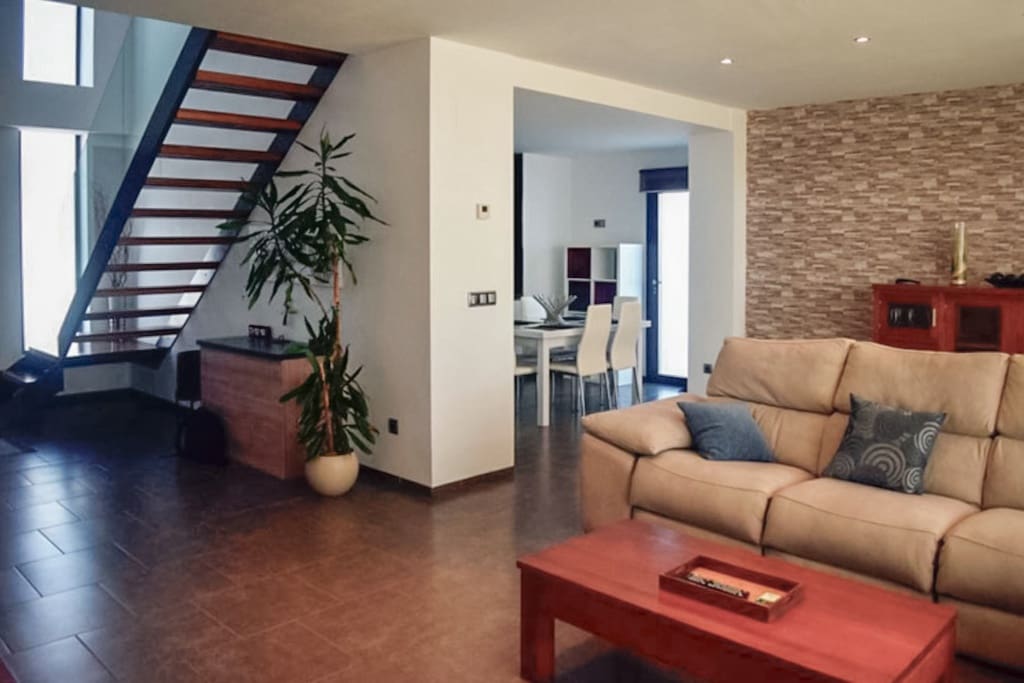 3 makuuhuone Huvila myytävänä paikassa Benissa mukana uima-altaan - 690 000 € (Ref: 9404134)