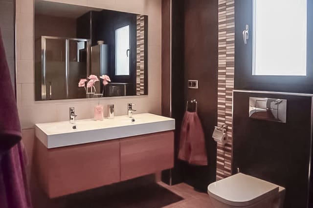 3 makuuhuone Huvila myytävänä paikassa Benissa mukana uima-altaan - 690 000 € (Ref: 9404134)