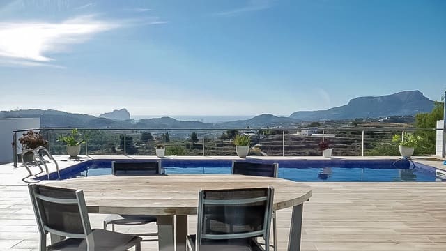 3 makuuhuone Huvila myytävänä paikassa Benissa mukana uima-altaan - 690 000 € (Ref: 9404134)