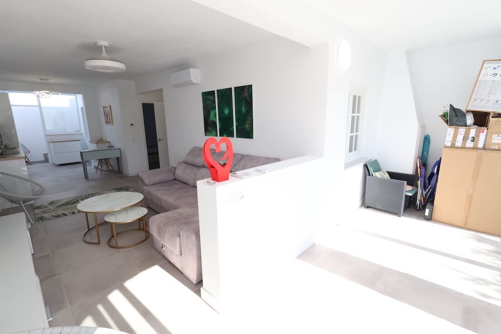 2 bedroom Apartment for sale in Ciudad Quesada - € 173,000 (Ref: 9404135)