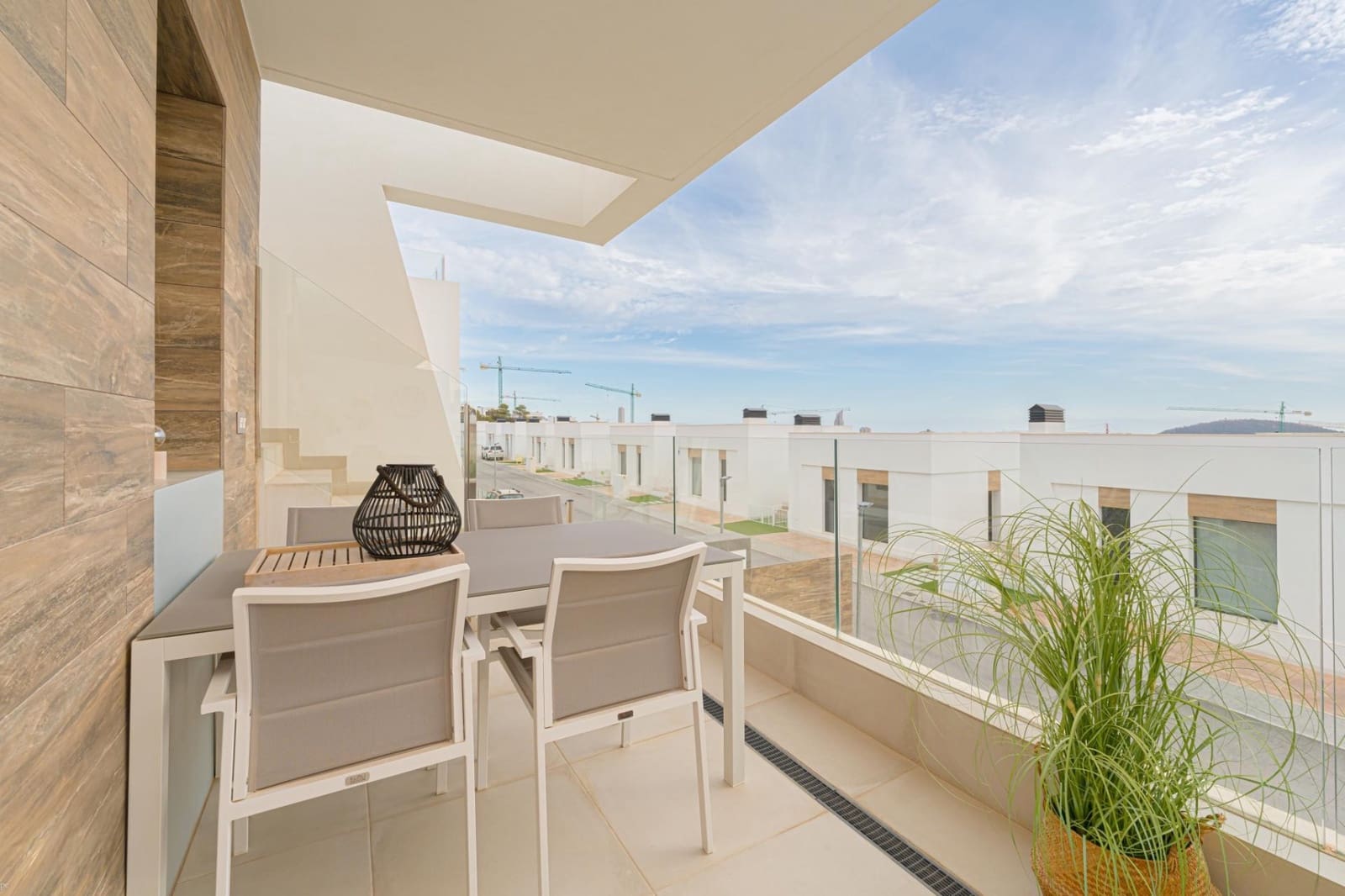 2 bedroom Apartment for sale in Finestrat with pool - € 290,000 (Ref: 9404138)