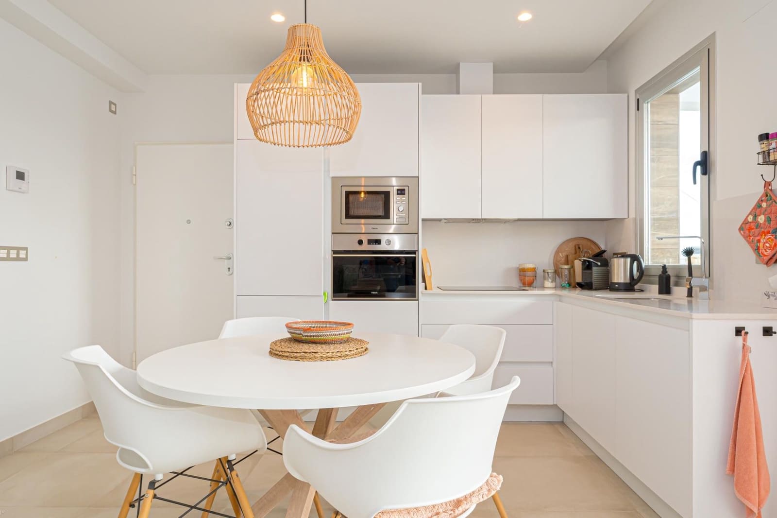 2 bedroom Apartment for sale in Finestrat with pool - € 290,000 (Ref: 9404138)