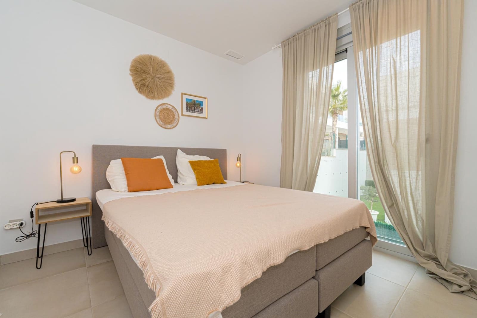 2 bedroom Apartment for sale in Finestrat with pool - € 290,000 (Ref: 9404138)