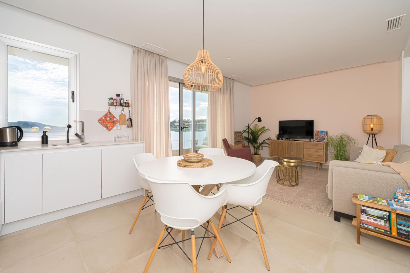 2 bedroom Apartment for sale in Finestrat with pool - € 290,000 (Ref: 9404138)